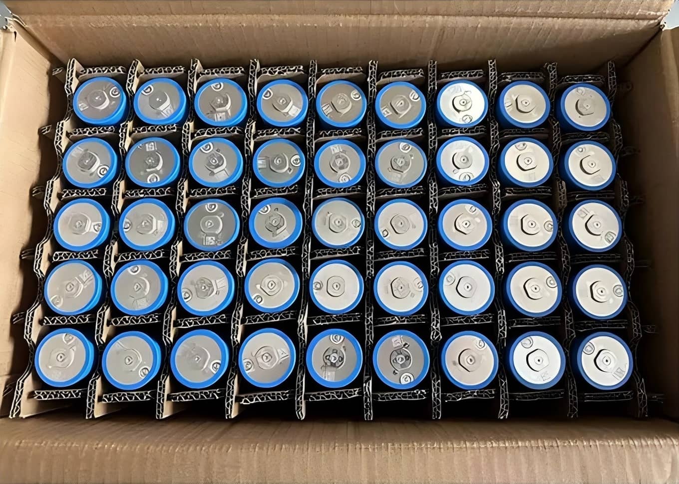 Rencent Shipment of EVE C40 20ah lifepo4 cell