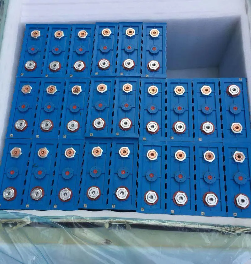 CALB SE200 LiFePO4 200Ah 3.2V Battery Cells