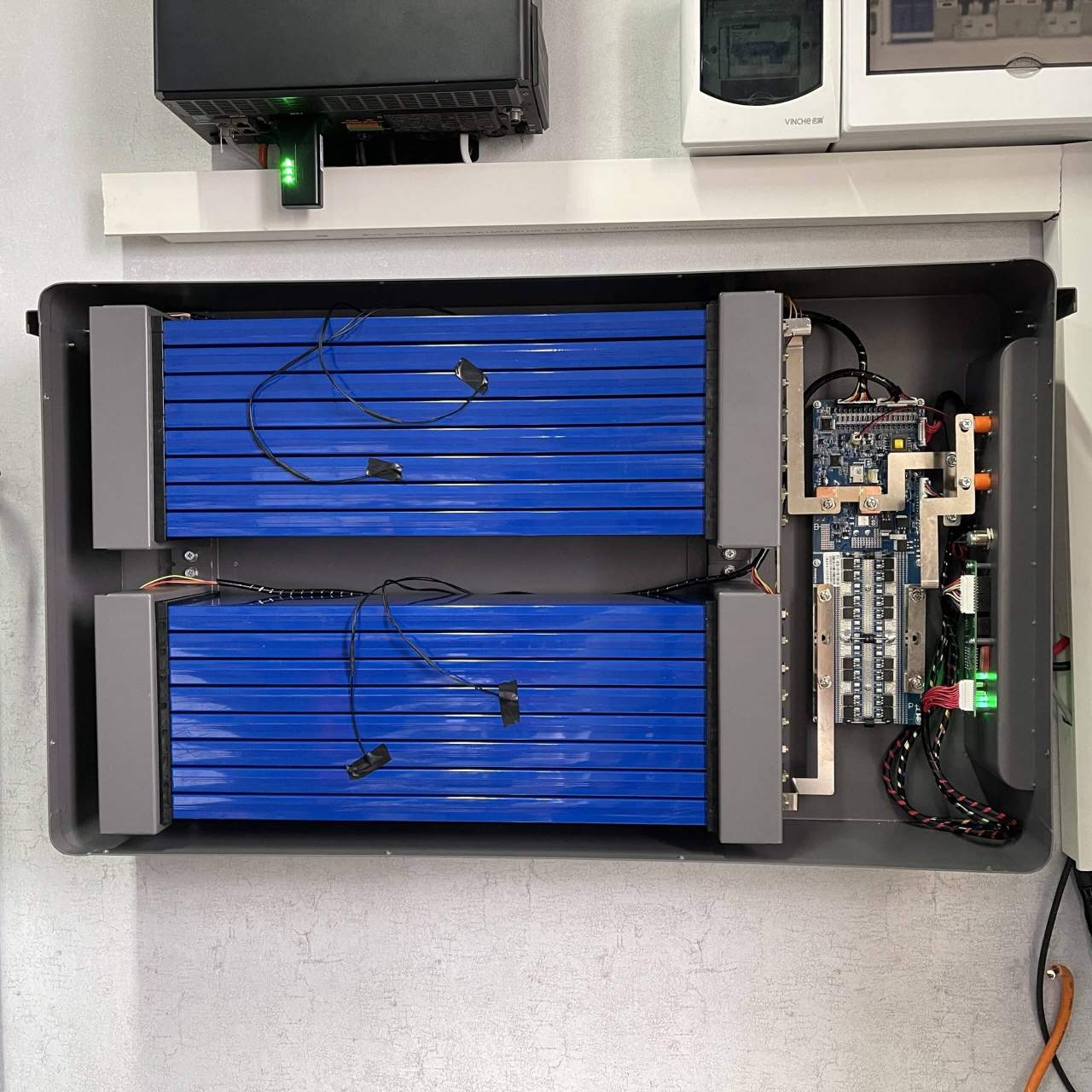 DIY Battery Pack Using the Svolt Battery 3.2V 184Ah LFP Blade Battery