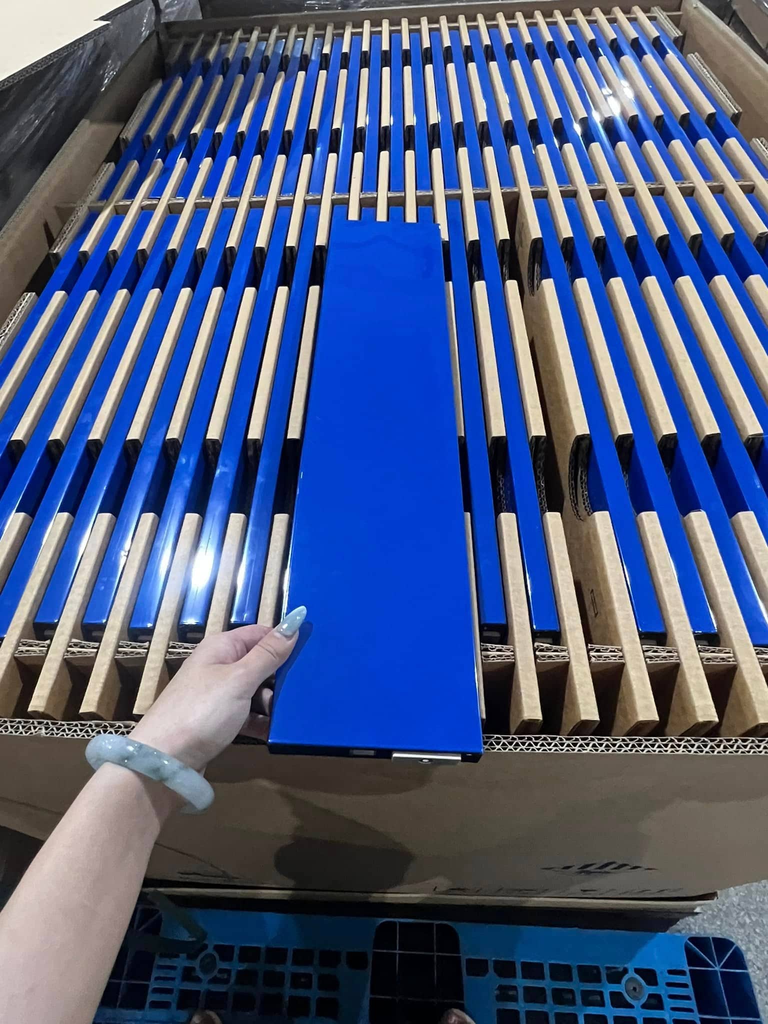 Svolt Battery CL34 3.2V 162.5Ah LFP Blade Battery