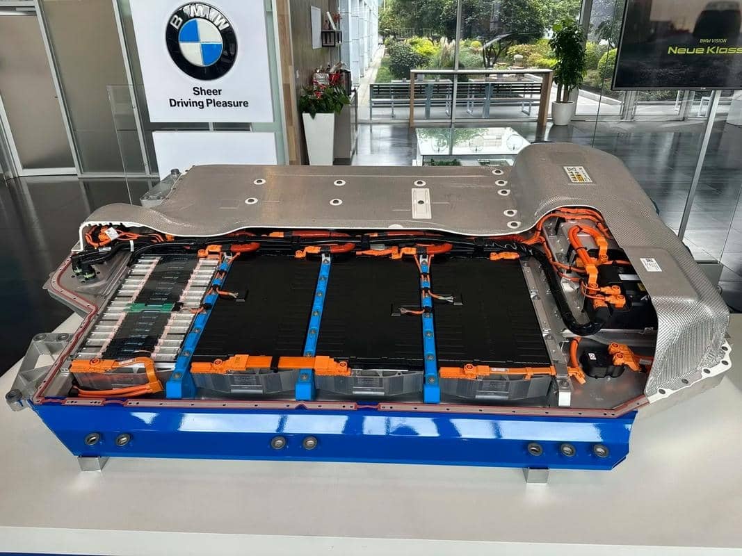 Market Share Plunges to 18.7%! Why Have Ternary Lithium Batteries Been Defeated by LFP?