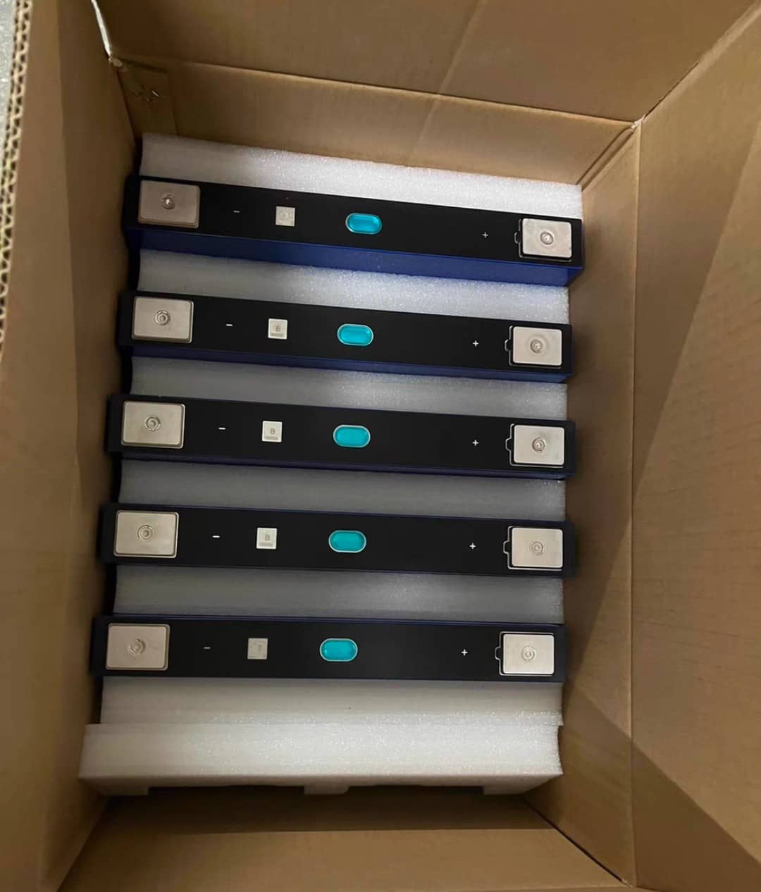 EVE LiFePO4 A24 3.2V 172Ah Battery Cell