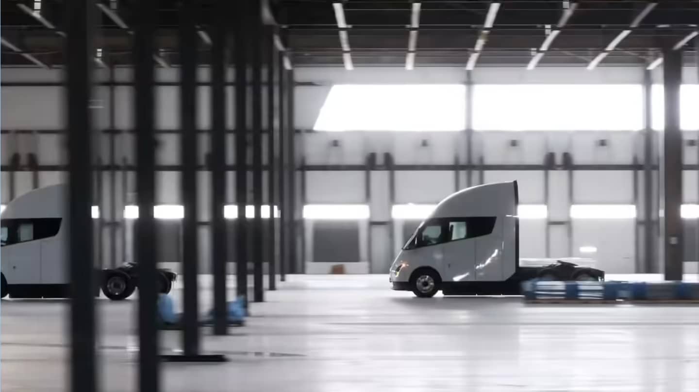 Tesla Semi Electric Truck Battery Architecture Revealed: Innovative Vertical Cube Design Tackles Cold-Weather Range Degradation