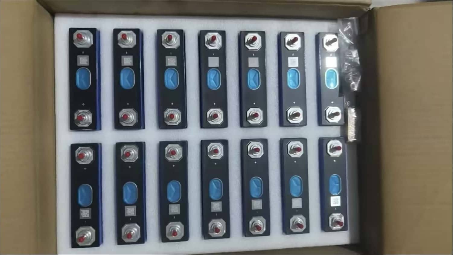 14pcs EVE LF50L 50Ah LiFePO4 Battery to Germany