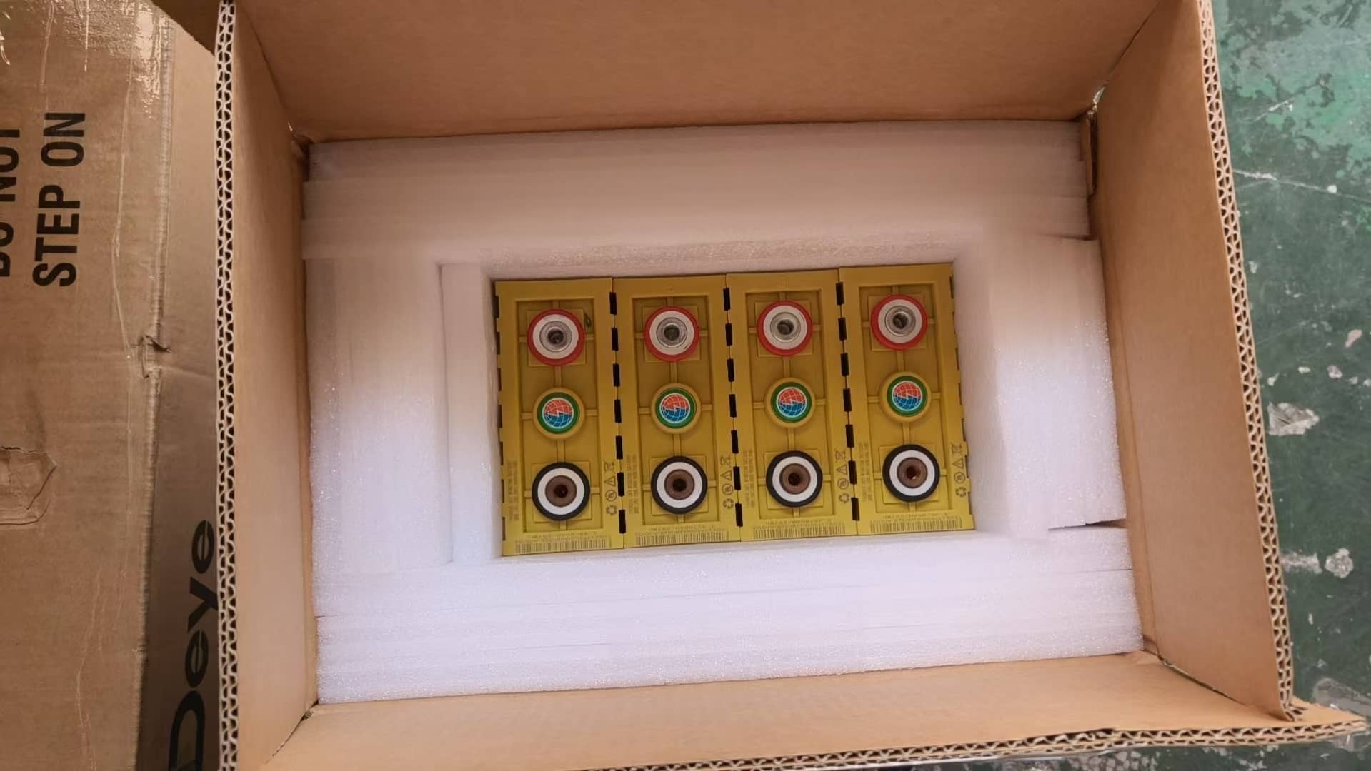Winston Battery 90Ah LiFePO4 cells to Russia